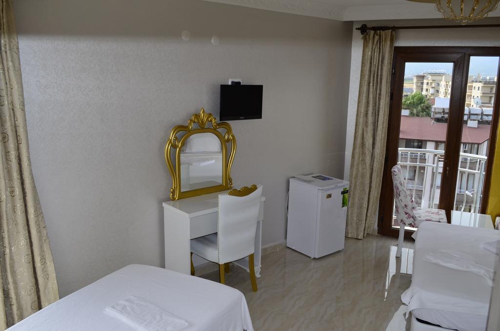 Alev Palace Otel Arsuz Pokój zdjęcie