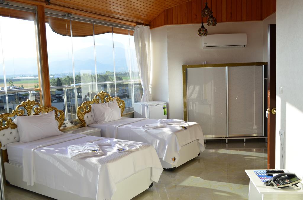 Alev Palace Otel Arsuz Pokój zdjęcie