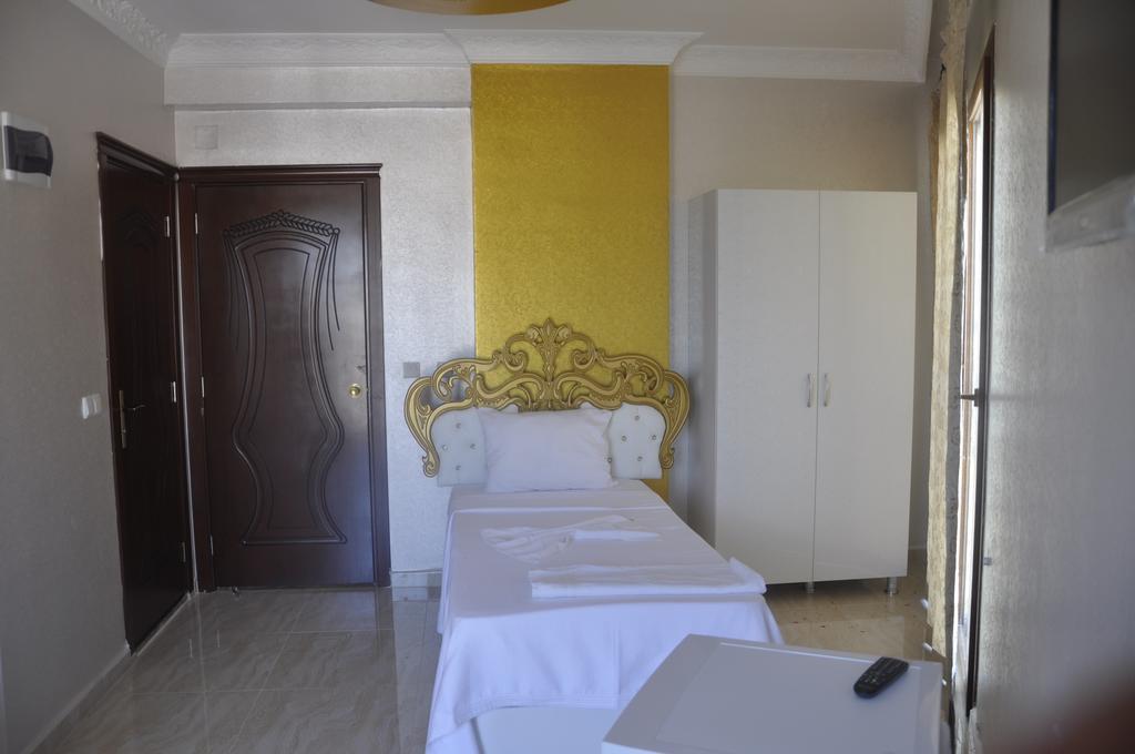 Alev Palace Otel Arsuz Pokój zdjęcie